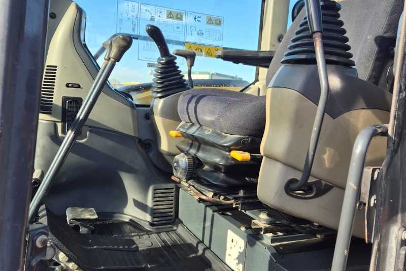 OmecoHub - Immagine KOMATSU PC88MR-6